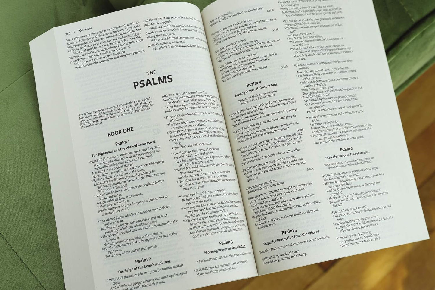 ZON AMPLIFIED OUTREACH BIBLE